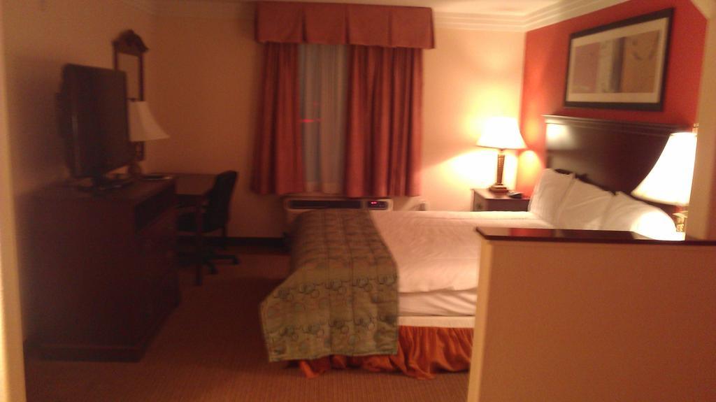 Robinson Inn&Suites Extérieur photo