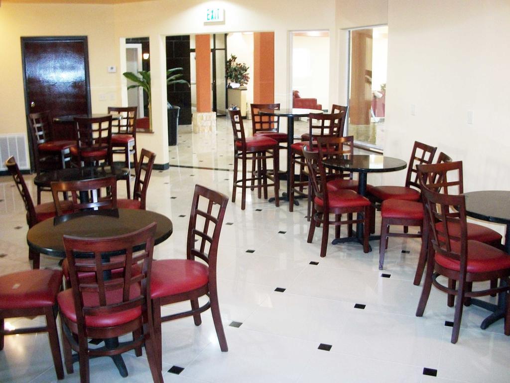 Robinson Inn&Suites Extérieur photo